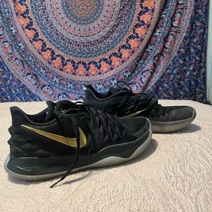 Kyrie Basketball Shoes